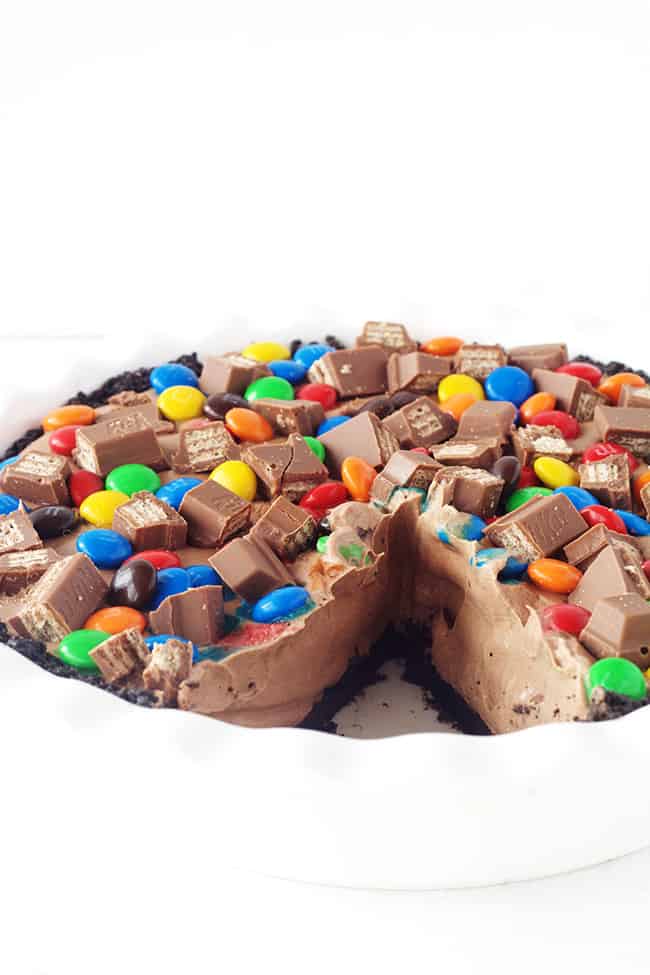 Candy Bar Chocolate Mousse Pie